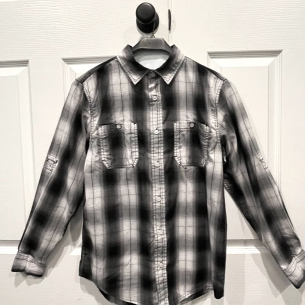 Urban Pipeline Black & White Long Sleeve Mens Shirt EUC
